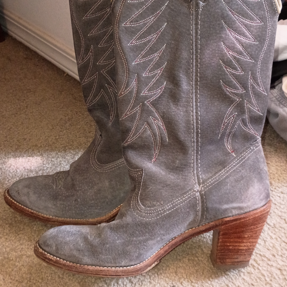 Gray Western-Style Women's Boots